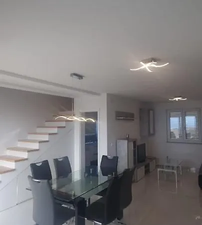 Lanterna Apartamento