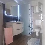 Lanterna Apartment Brzac