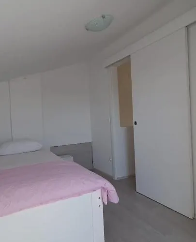 Apartman Lanterna Brzac